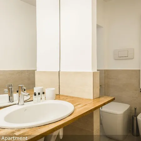Appartement Brera In San Fermo Milaan