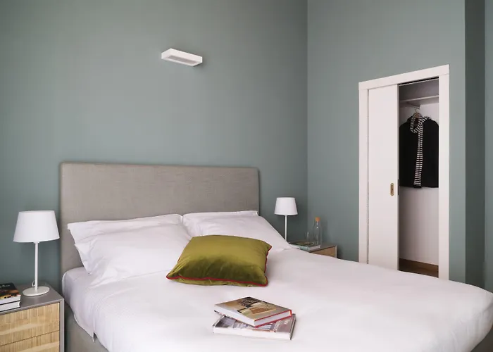 圣费尔莫布雷拉公寓 米兰